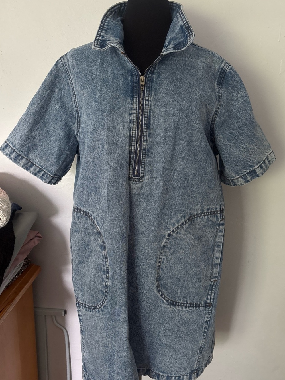 Blank NYC Denim Dress Size Large Acid Wash A-Line Mini Short Sleeve Pockets